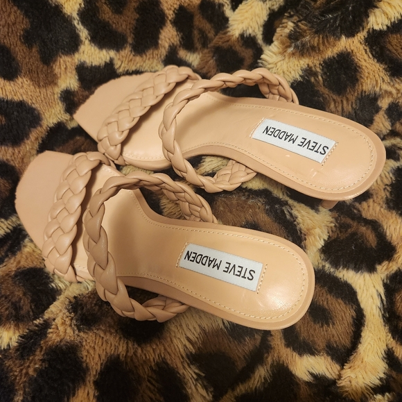 NWOT Steve Madden Prema Braided Sandal in Tan - Picture 6 of 6